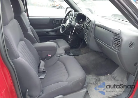 2003 Chevrolet S-10 Ls from USA, damaged, VIN 1GCCS19X838290264